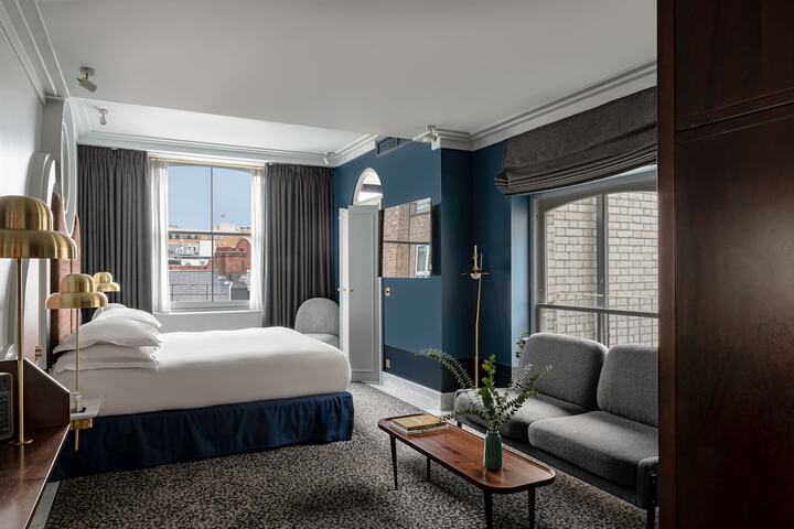 Room 7 of 56