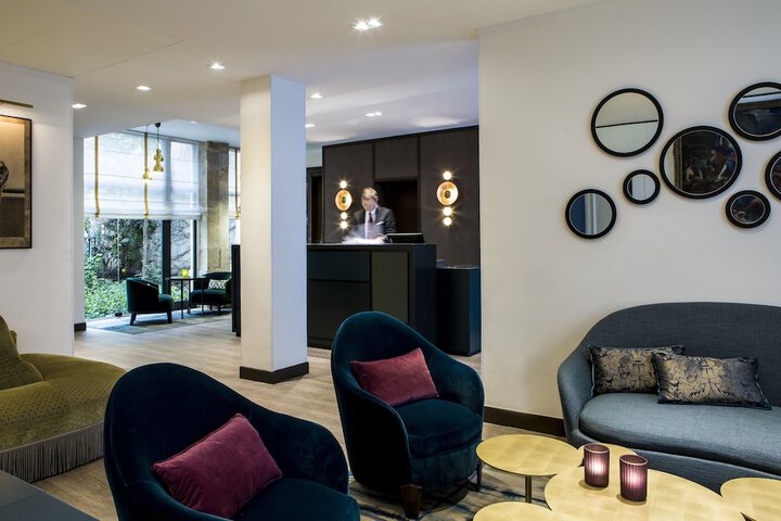 Hotel Lobby