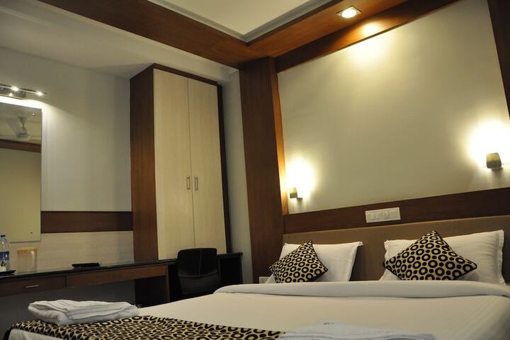 Room 8 of 51