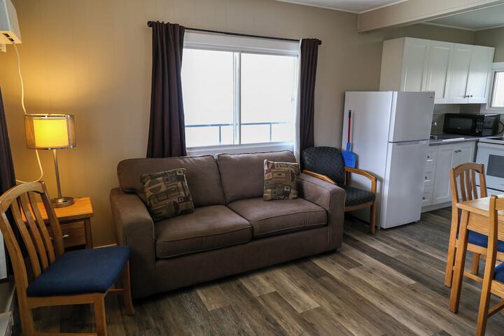 Room 93 of 176