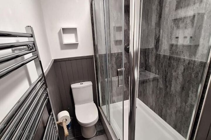 Room 35 of 54