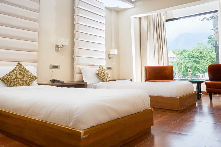 Room 20 of 53