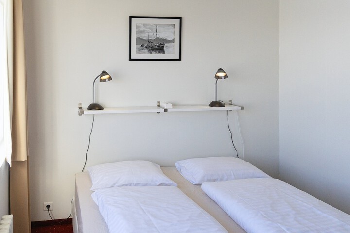Room 20 of 126