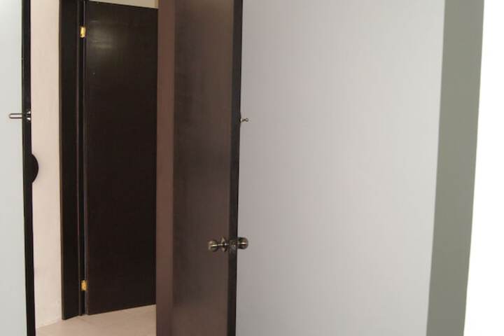 Room 2 of 39