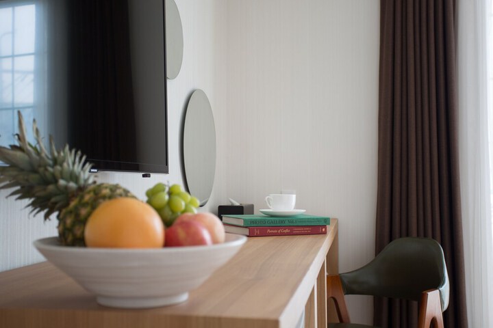 Room 17 of 32