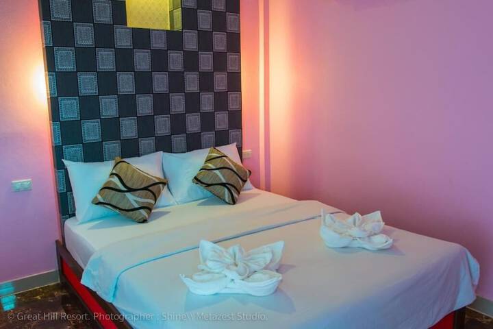 Room 18 of 48