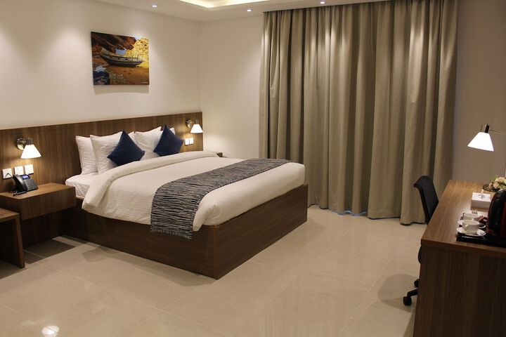 Room 9 of 17