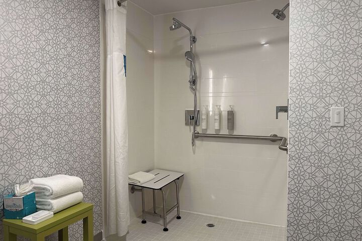 Bathroom shower
