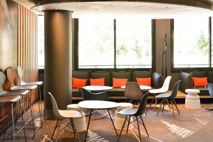 Hotel Interior 68 of 132