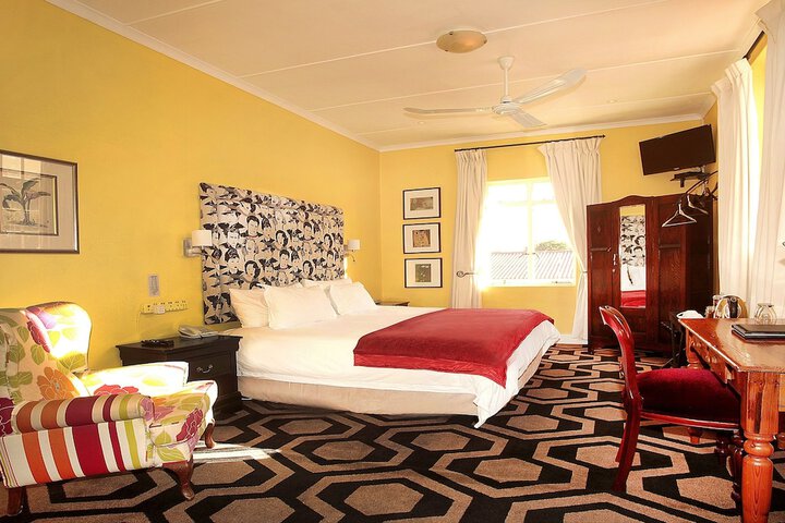 Room 15 of 50