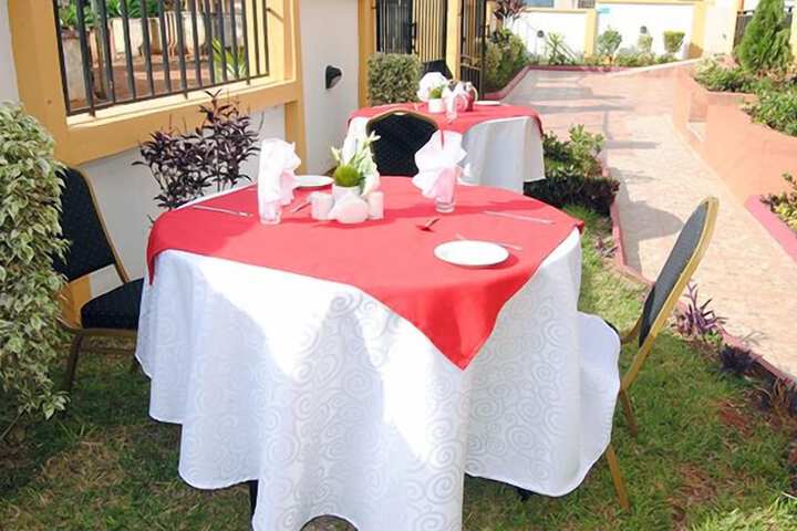 Dining Photos