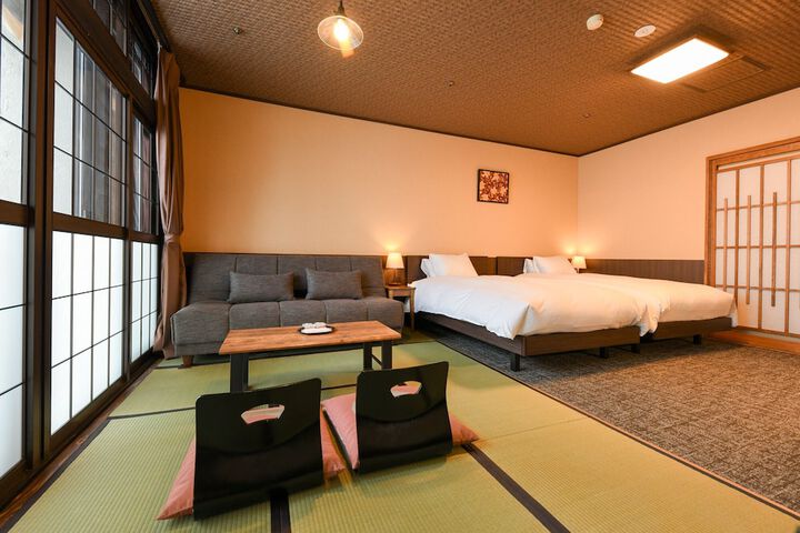Room 9 of 44
