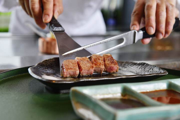 Dining Photos