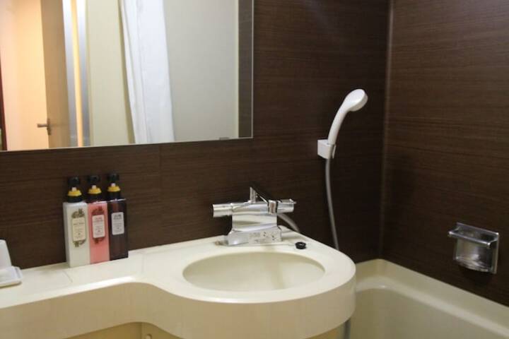 Clean Restrooms