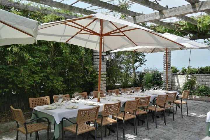 Dining Photos