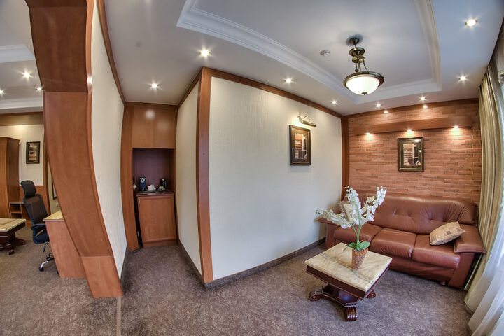 Room 36 of 112