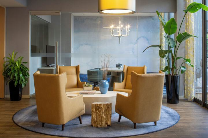 Guest Lobby
