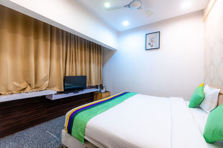 Room 45 of 61