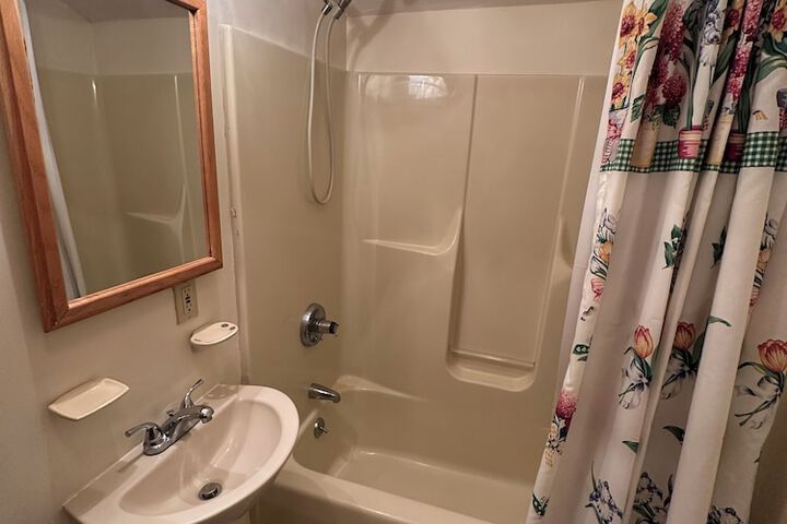 Room 109 of 134
