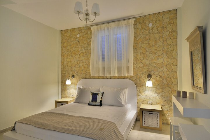 Room 21 of 42