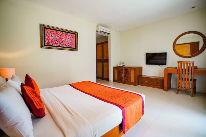 Room 10 of 73