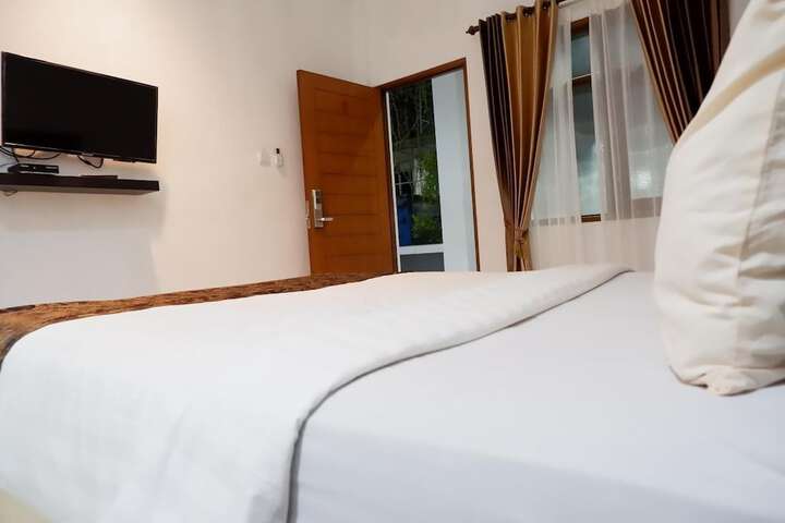 Room 5 of 30