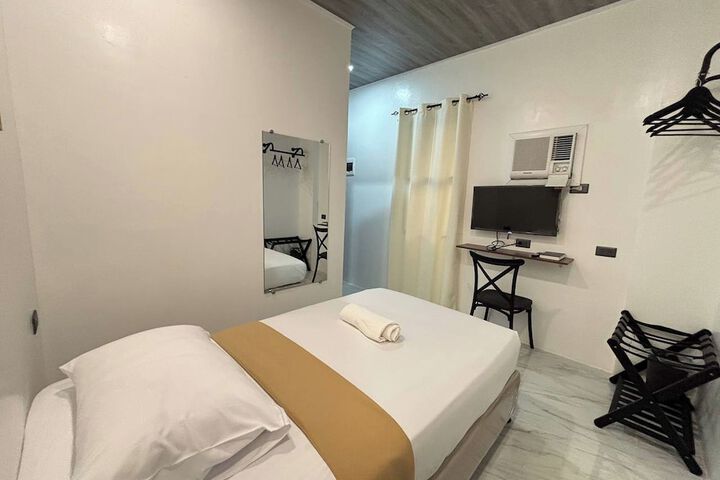 Room 16 of 96