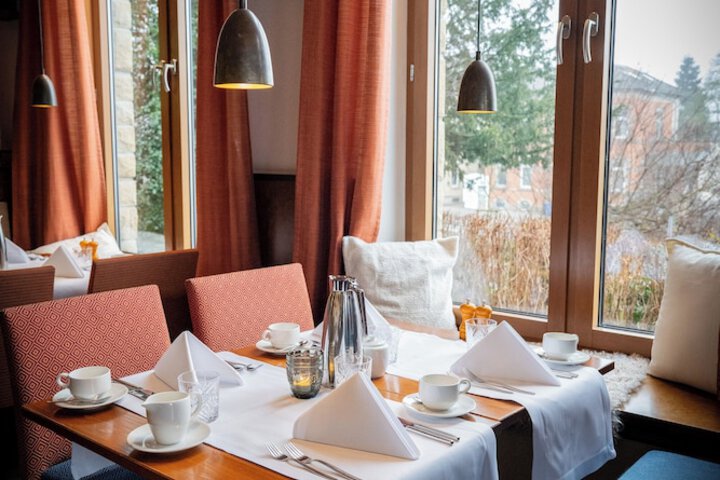 Dining Photos