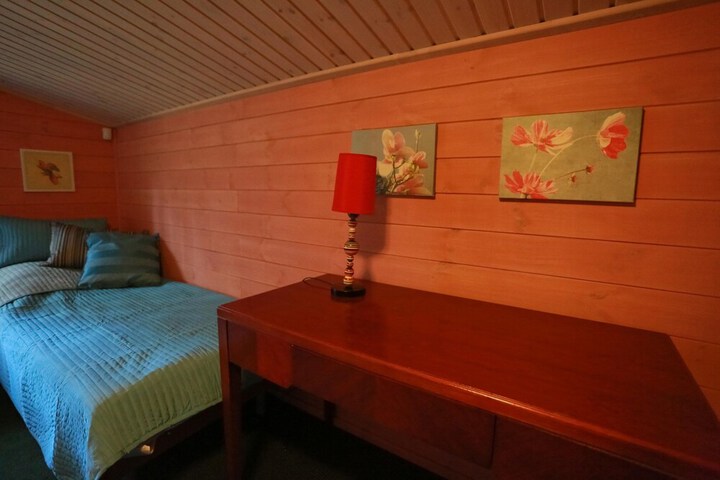 Room 27 of 56