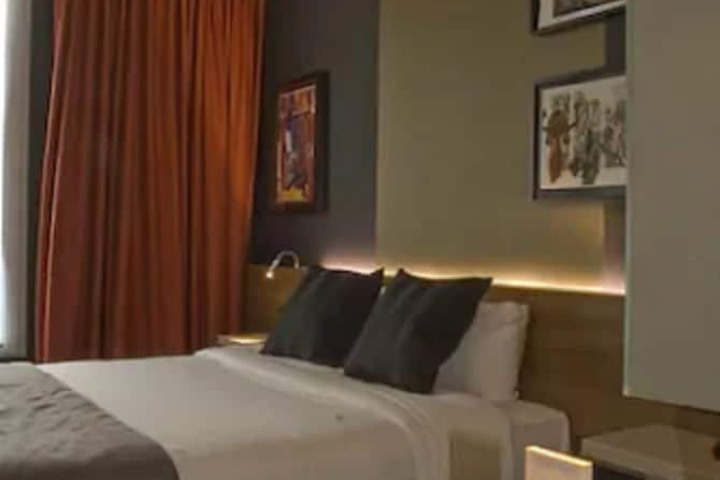 Room 36 of 75