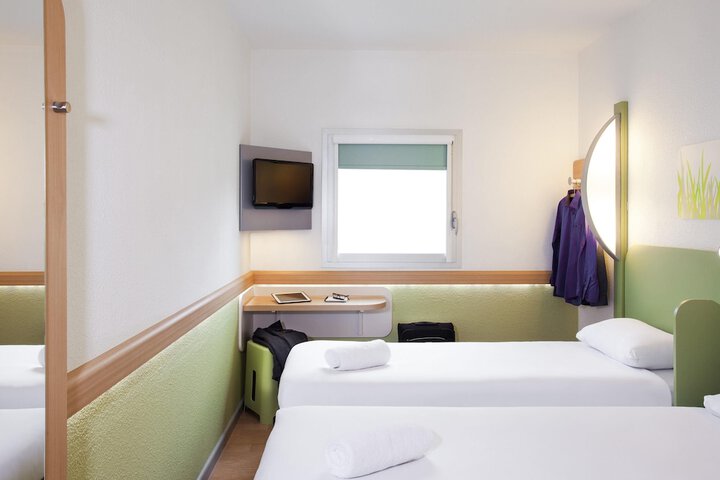 Room 20 of 44