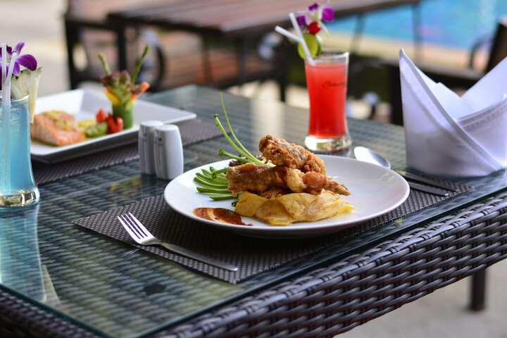 Dining 137 of 146