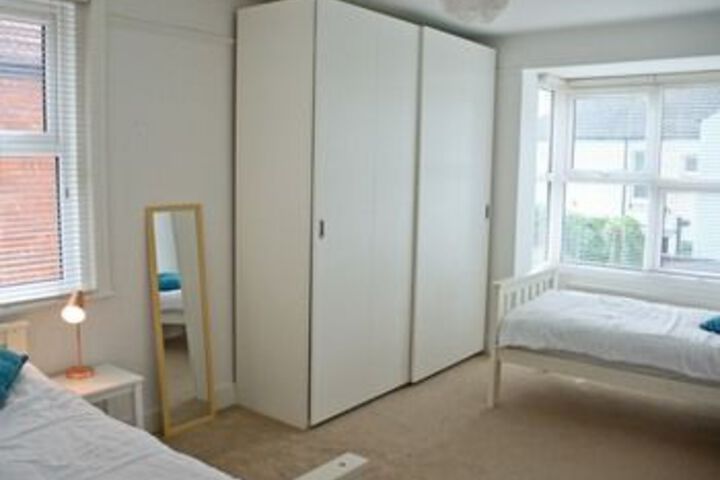 Room 7 of 20
