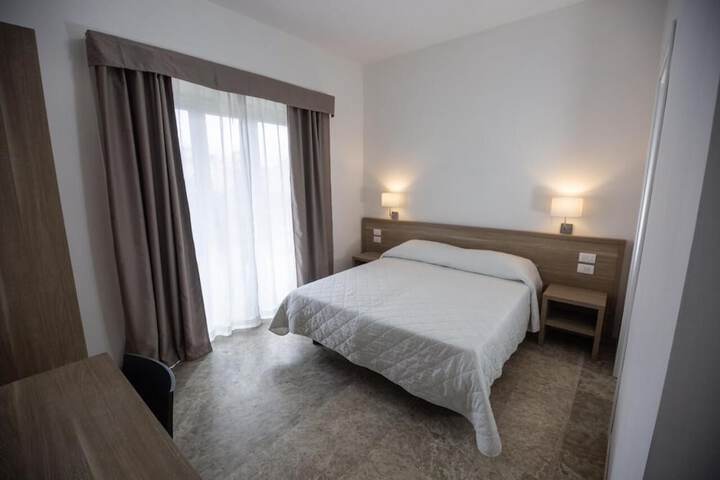 Room 3 of 31