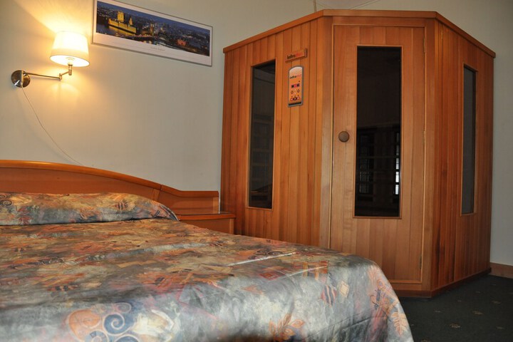 Room 17 of 47