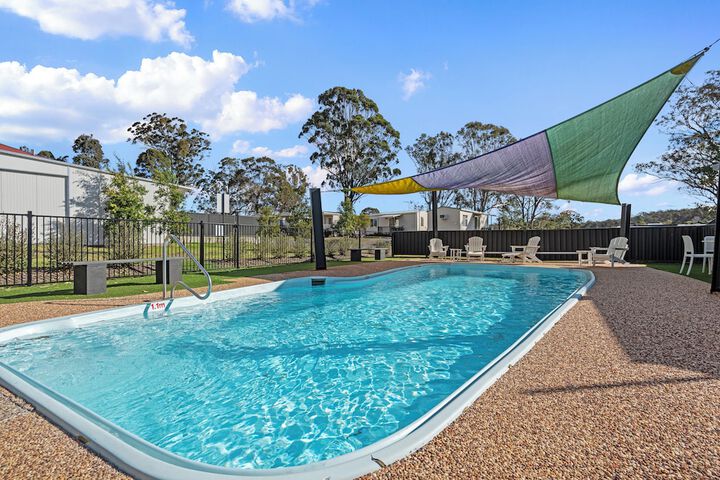 Pool 54 of 81