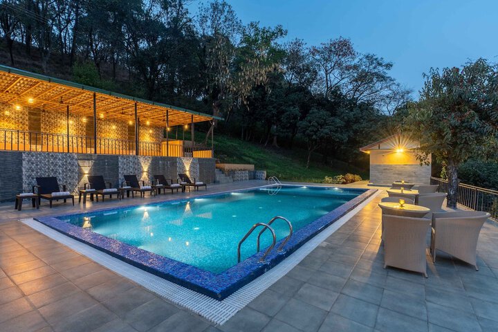 Pool 54 of 150