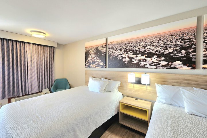 Room 15 of 28