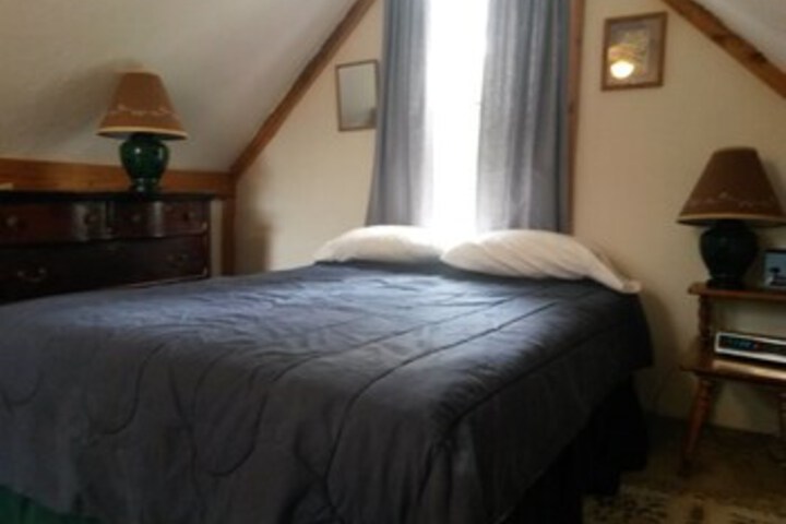 Room 10 of 10
