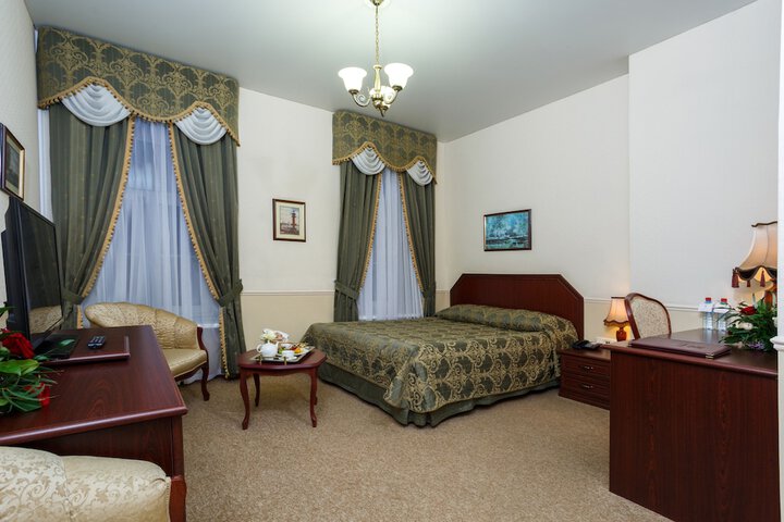 Room 14 of 46