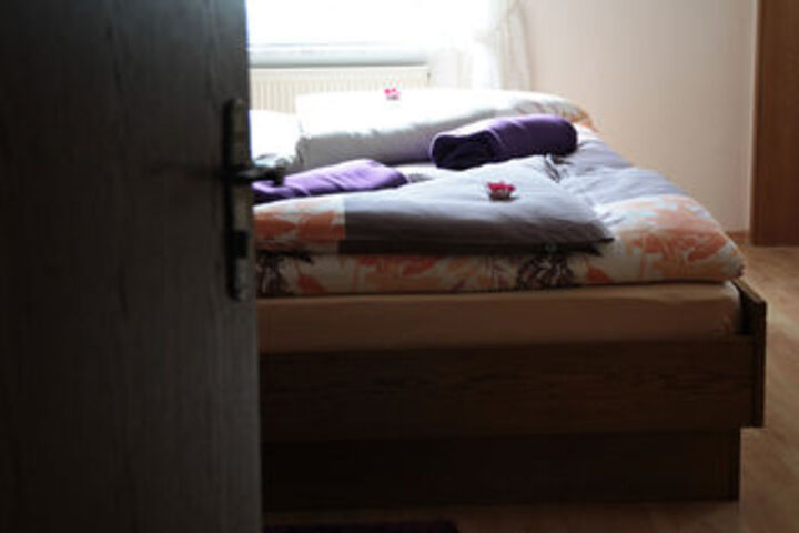 Room 8 of 35