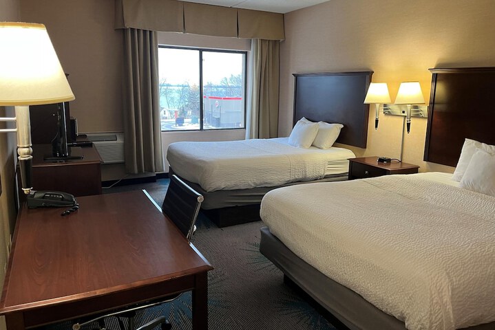Room 16 of 28