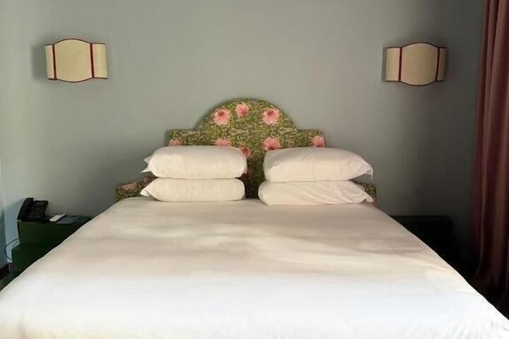Room 36 of 55