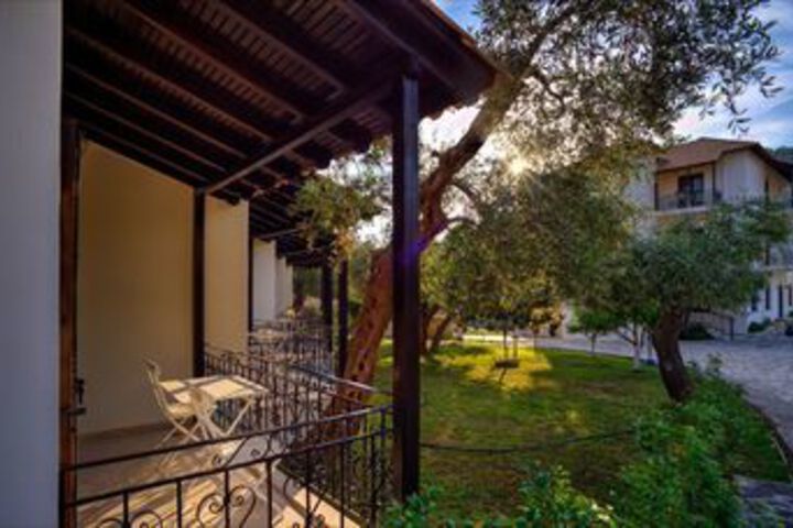 Terrace/Patio 3 of 36