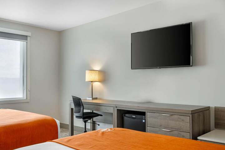 Room 50 of 120