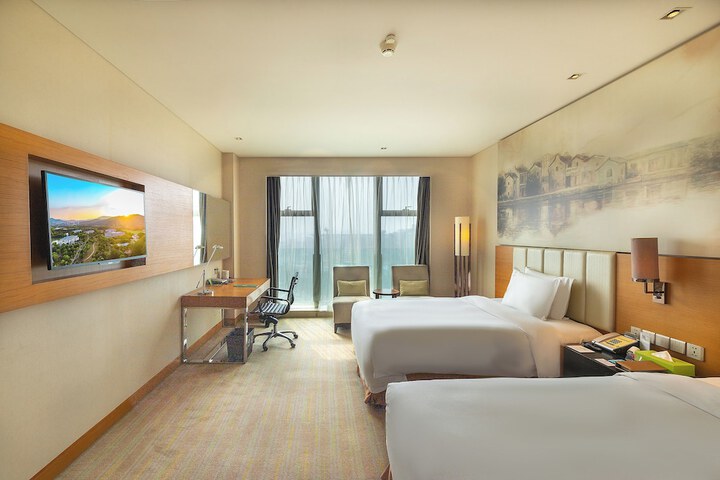 Room 10 of 55
