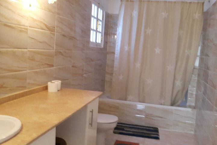 Room 10 of 23