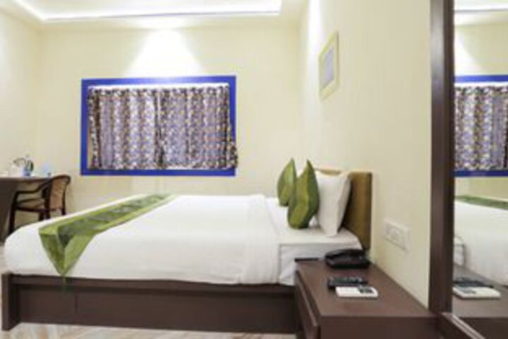 Room 42 of 58