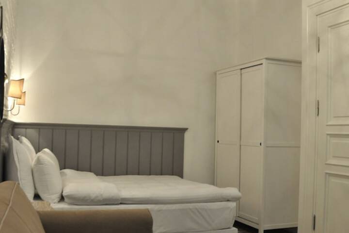 Room 13 of 58