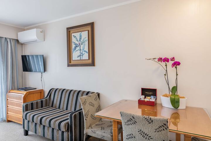 Room 34 of 150